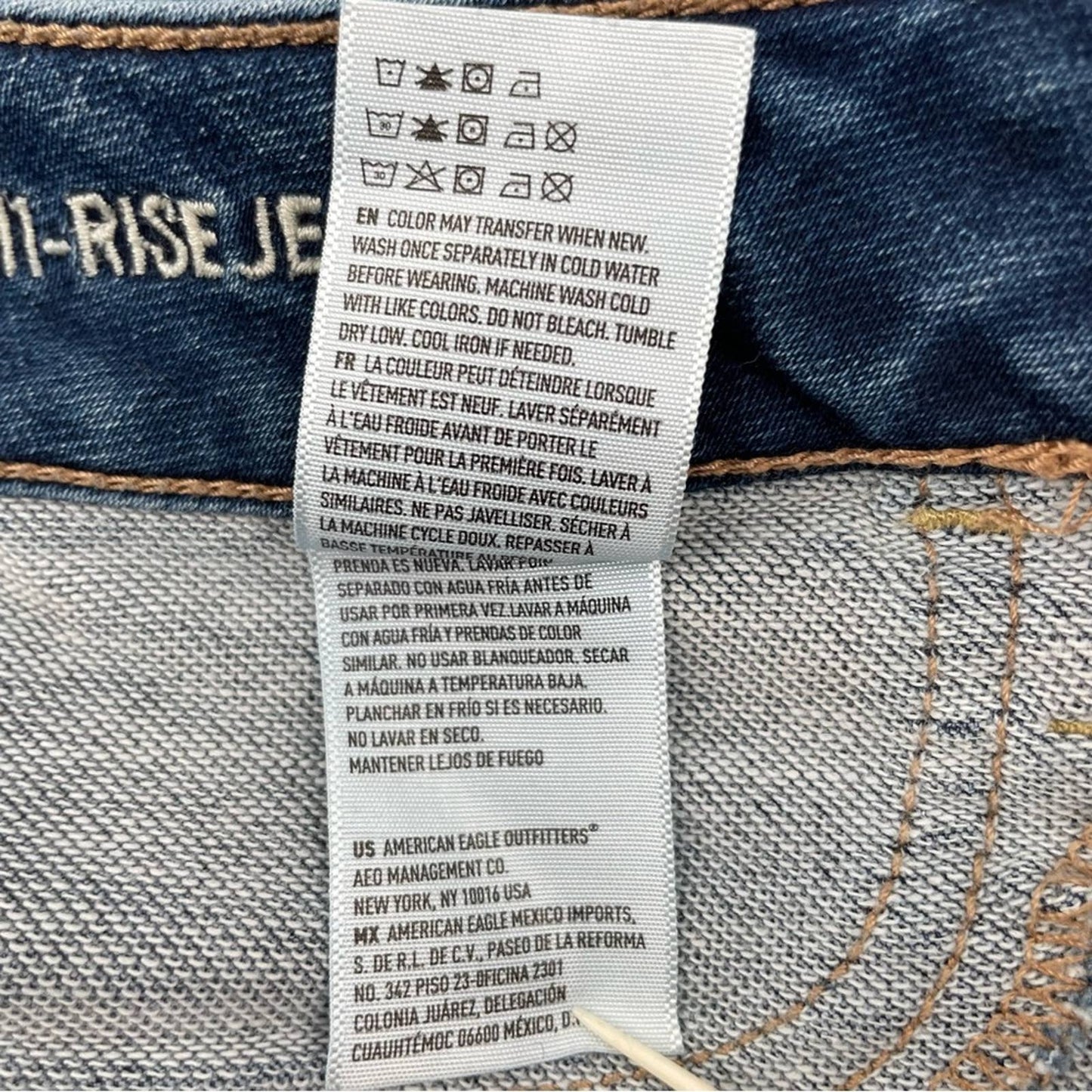 AEO American Eagle Outfitters Hi-Rise Jegging Super Stretch Ripped Jeans Size 4