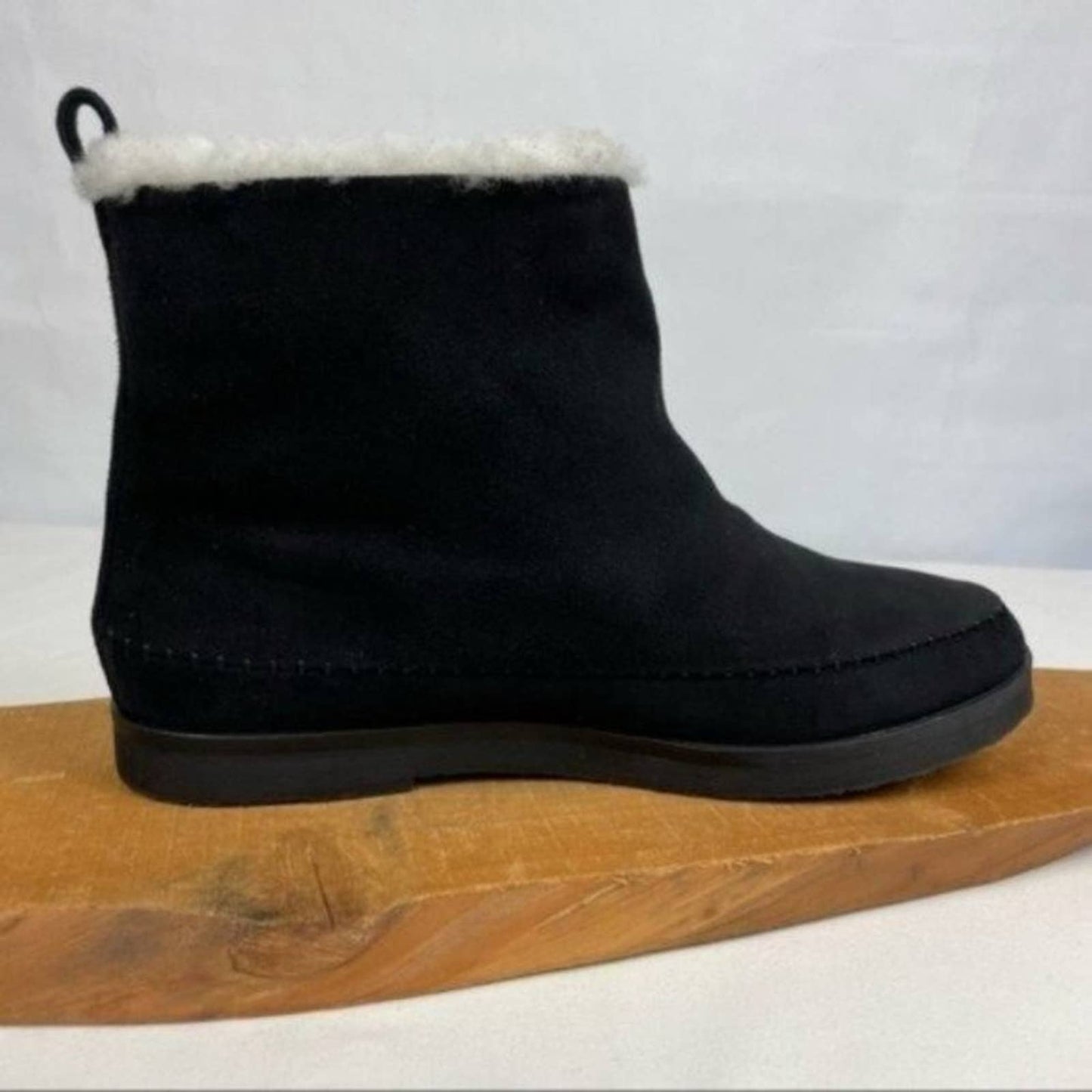 Jenni Kayne Black Suede Shearling Moc Boot Neutral Minimalist Ankle Bootie Size EU 41