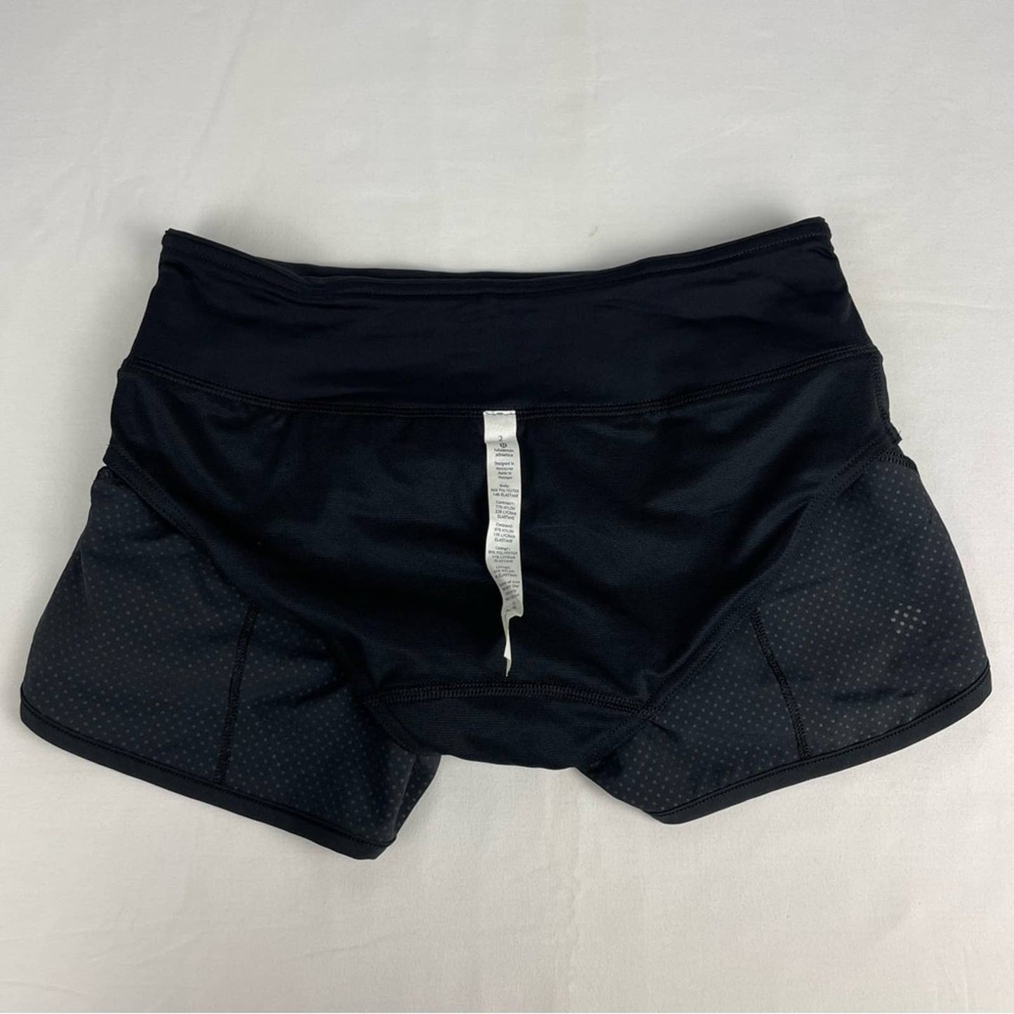 Lululemon Speed Shorts Ravish Reptile Silver Black Python Snakeskin Reflective Size 2