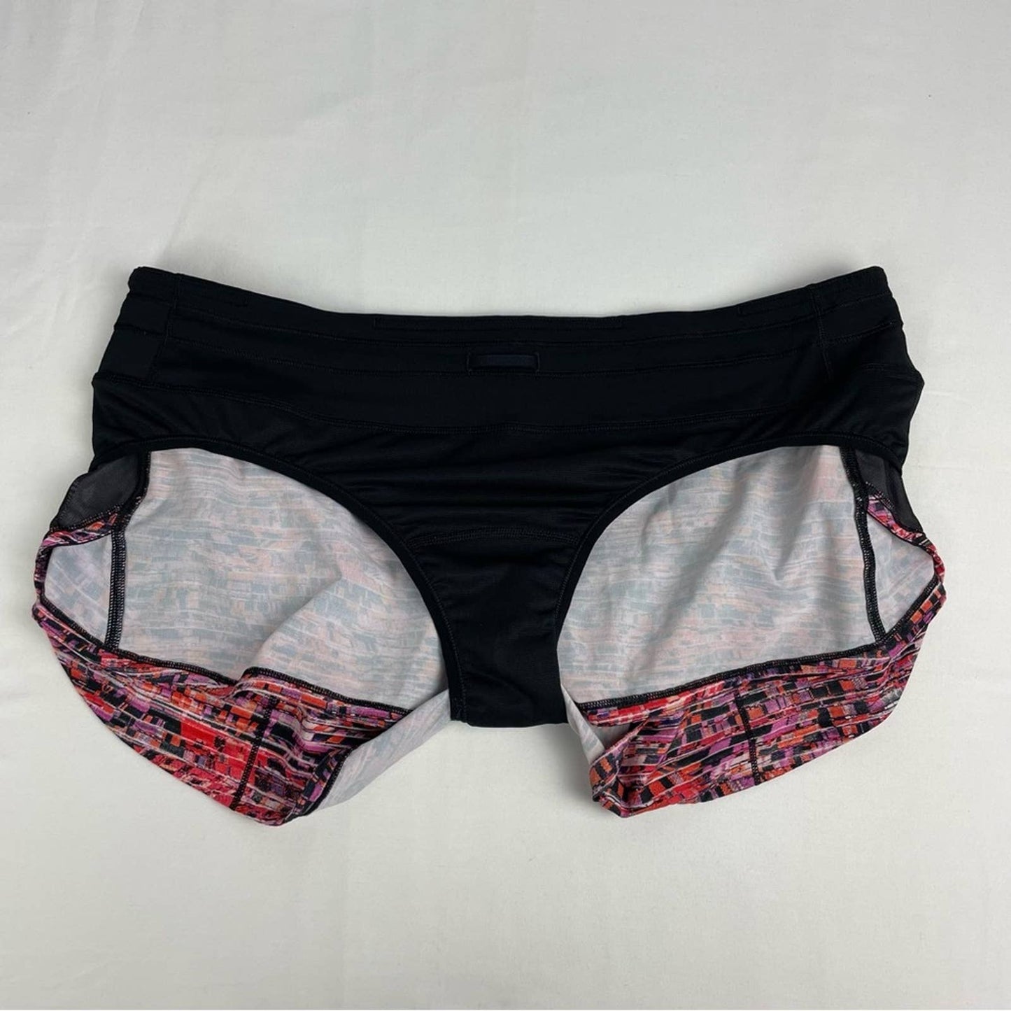 Lululemon Speed Up Short Flash Pleat Orange Multi Black Striped Running Shorts Size 10