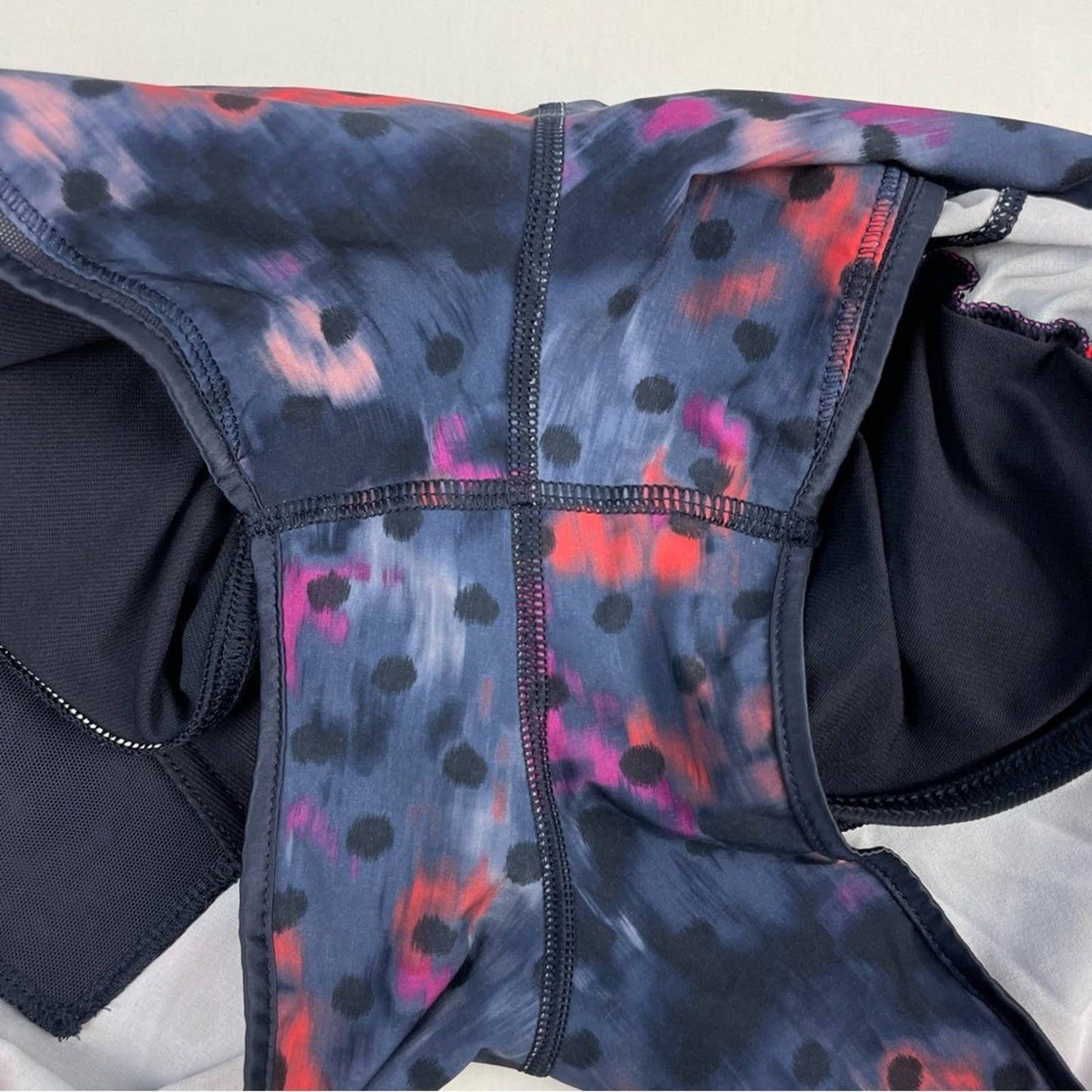 Lululemon Super Squad Short Windy Blooms Print Running Active Athletic Shorts Size 4