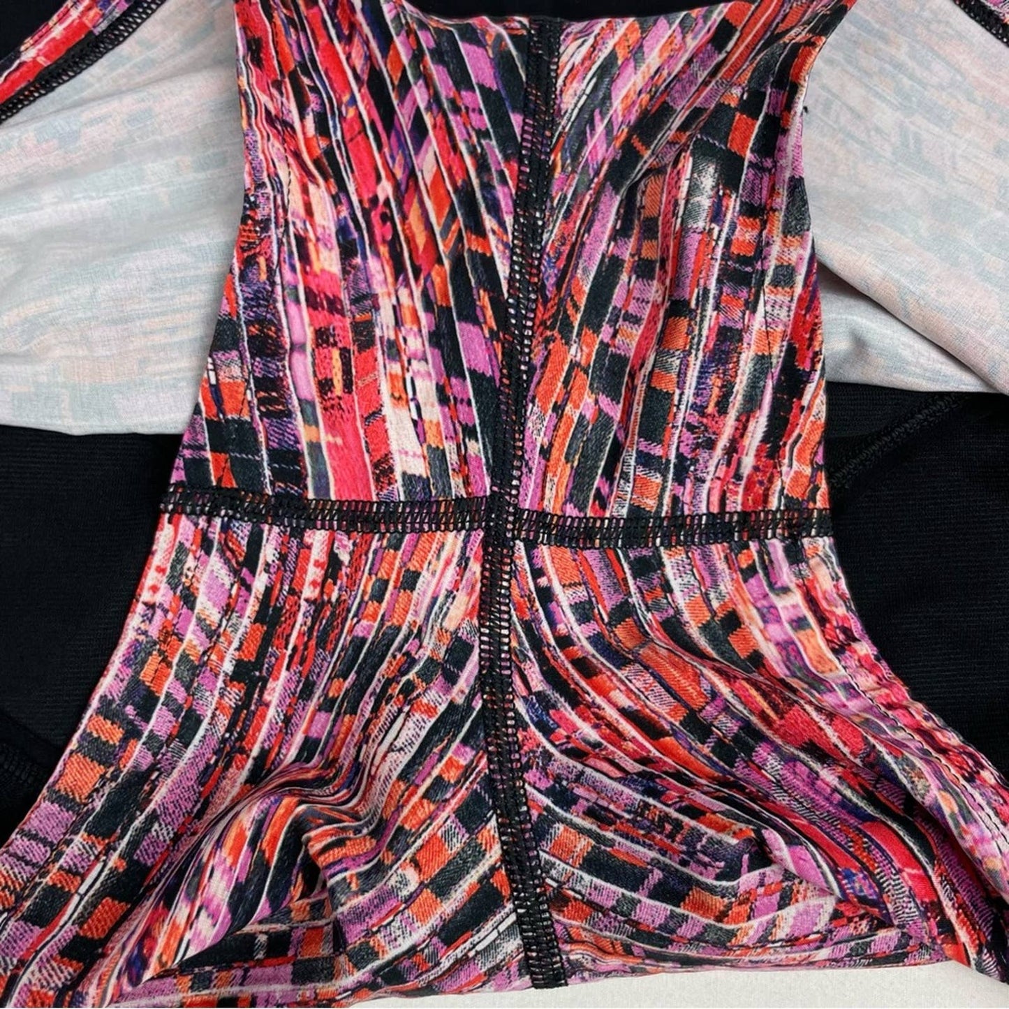 Lululemon Speed Up Short Flash Pleat Orange Multi Black Striped Running Shorts Size 10