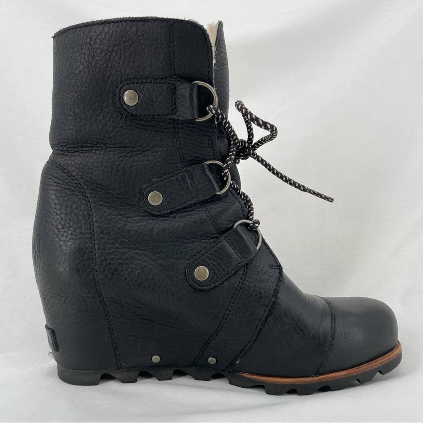 Sorel Black Joan of Arctic Wedge Real Shearling Trim Leather Mid Style Boots Size 9.5