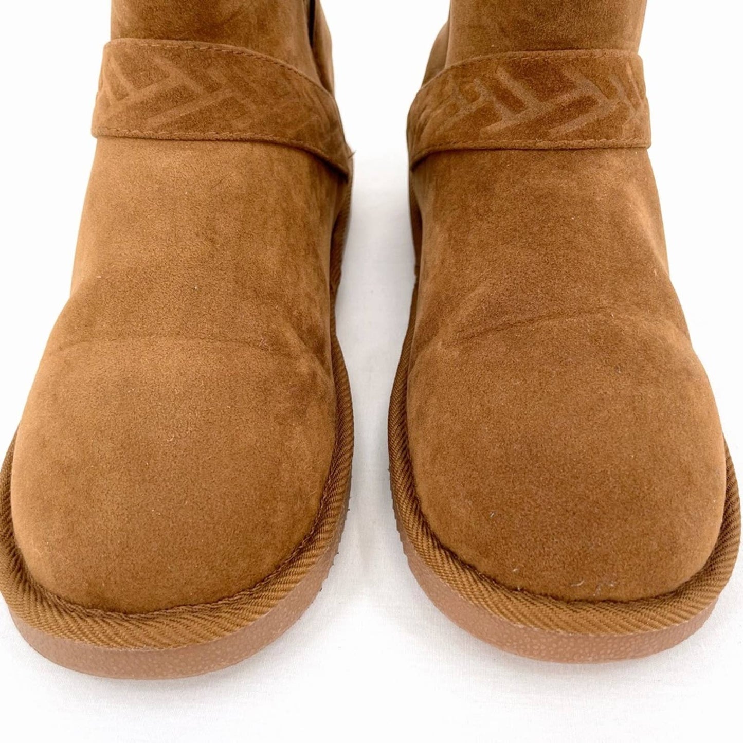 NWT Lukees by Muk Luks Harleen Low Ankle Booties Camel Tan Faux Suede Slippers Size 8