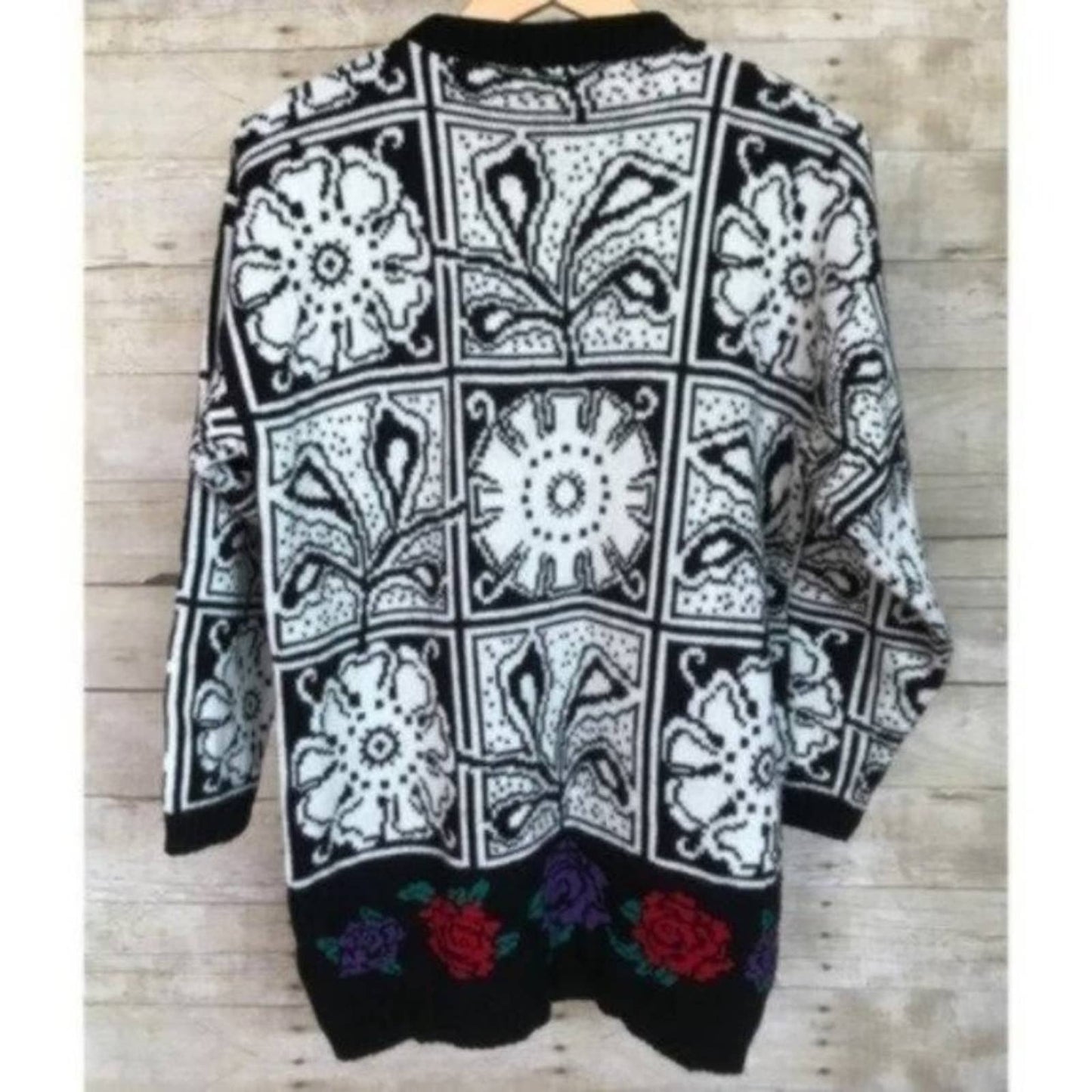 Vintage Carriage Court Black & White Retro Floral Panel Oversized Boxy Sweater Size L