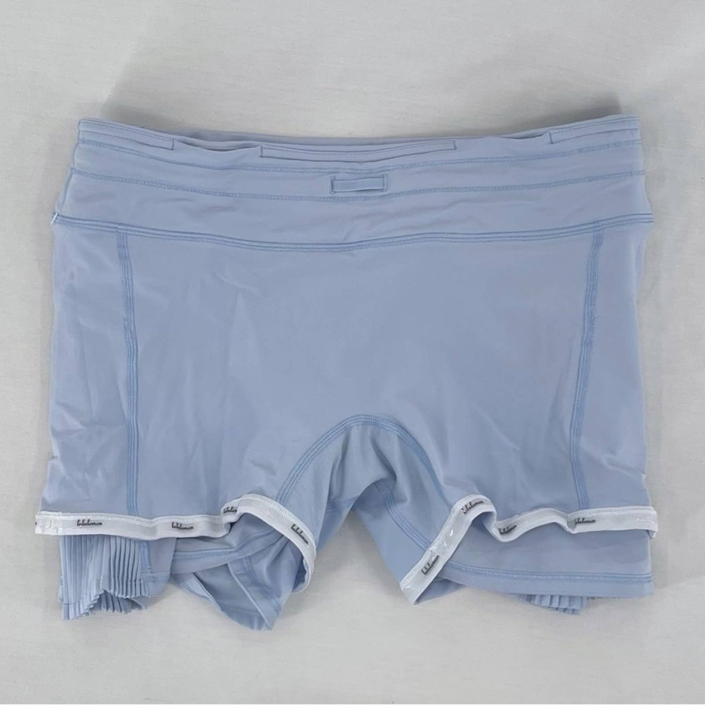 NWT Lululemon Play Off The Pleats Daydream Light Lilac Blue Skirt Skort Pleats Size 8