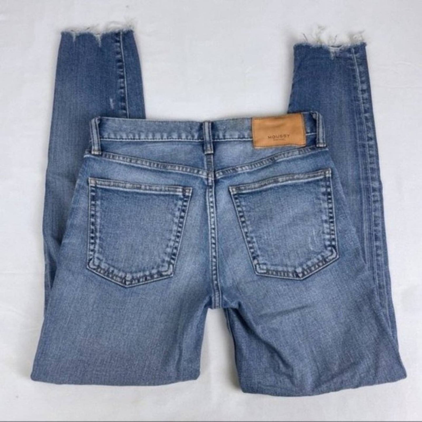 Moussy Vintage Tyrone Skinny Ankle Raw Hem Light Blue Jeans Mid-Rise Style 025ESC12-1110 Size 25