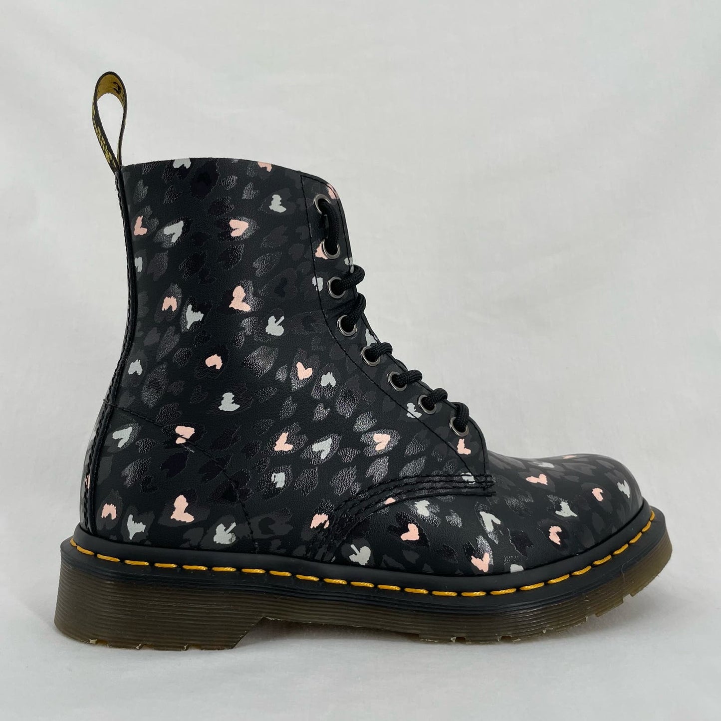 Dr. Martens 1460 Pascal Wild Hearts Printed Black Boots Custom Chaos Backhand Size 7