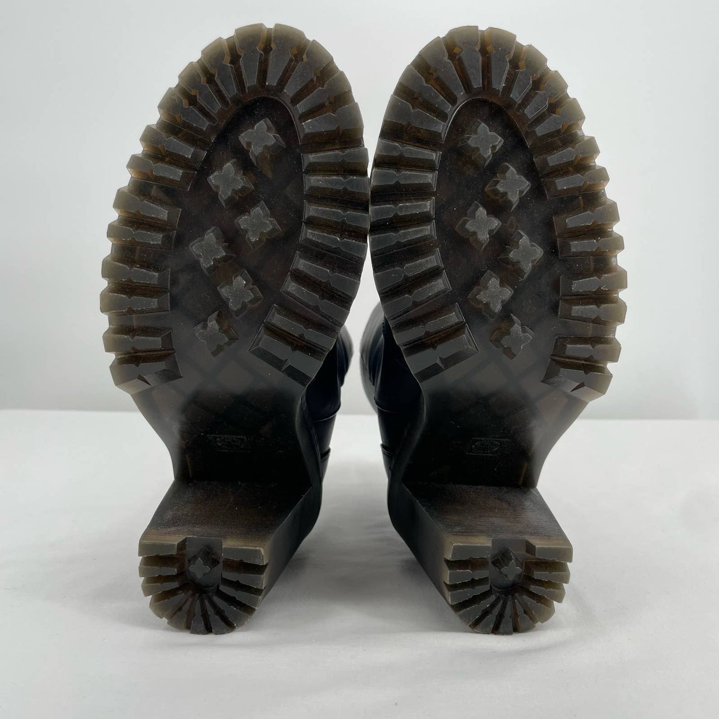 Dr. Martens Magdalena II Black Heeled Boots Zippers Lug Sole Chunky Heel Size 9