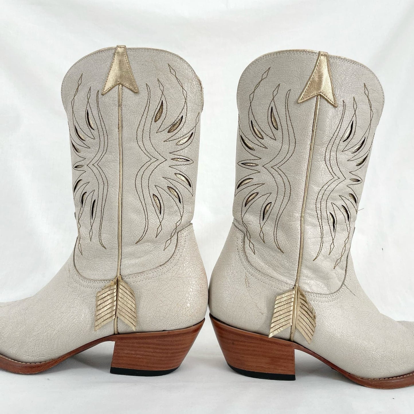 Lucchese x Kacey Musgraves Golden Arrow White Leather Cowboy Boots RARE Size 9.5