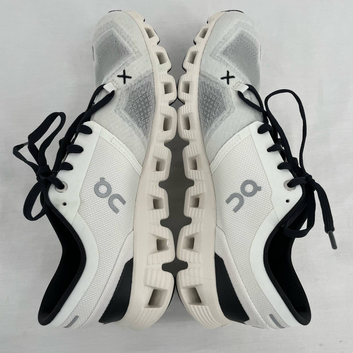 On Running On Cloud X 3 White Black Running Shoes Athletic Training Sneakers Size 9