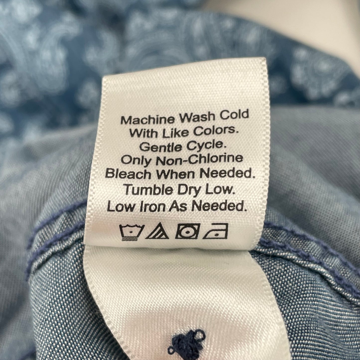 Coldwater Creek Paisley Chambray Button Up Top Blouse Denim Blue Western Size 8