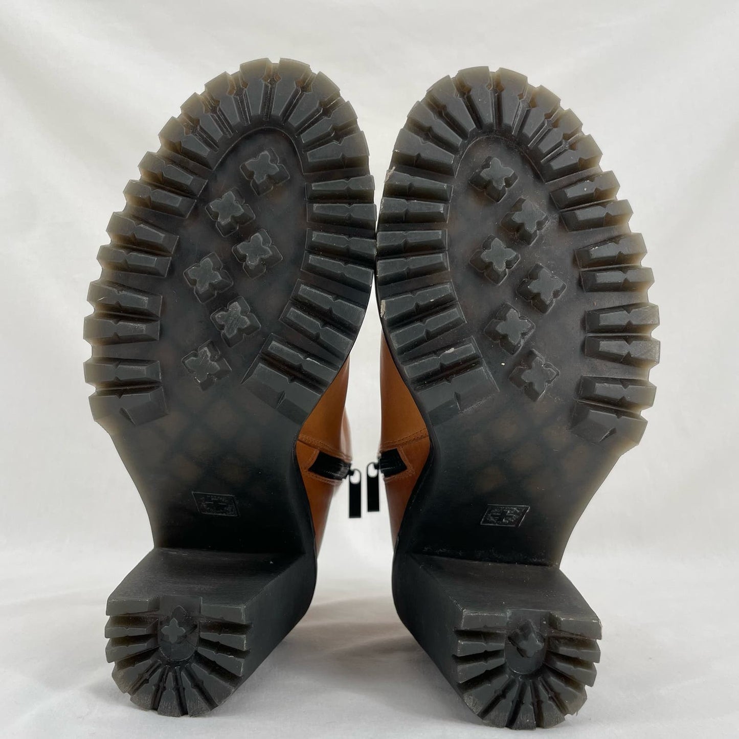 Dr. Martens Magdalena Cognac Leather Heeled Boots Orange Tan Grunge Indie Size 9