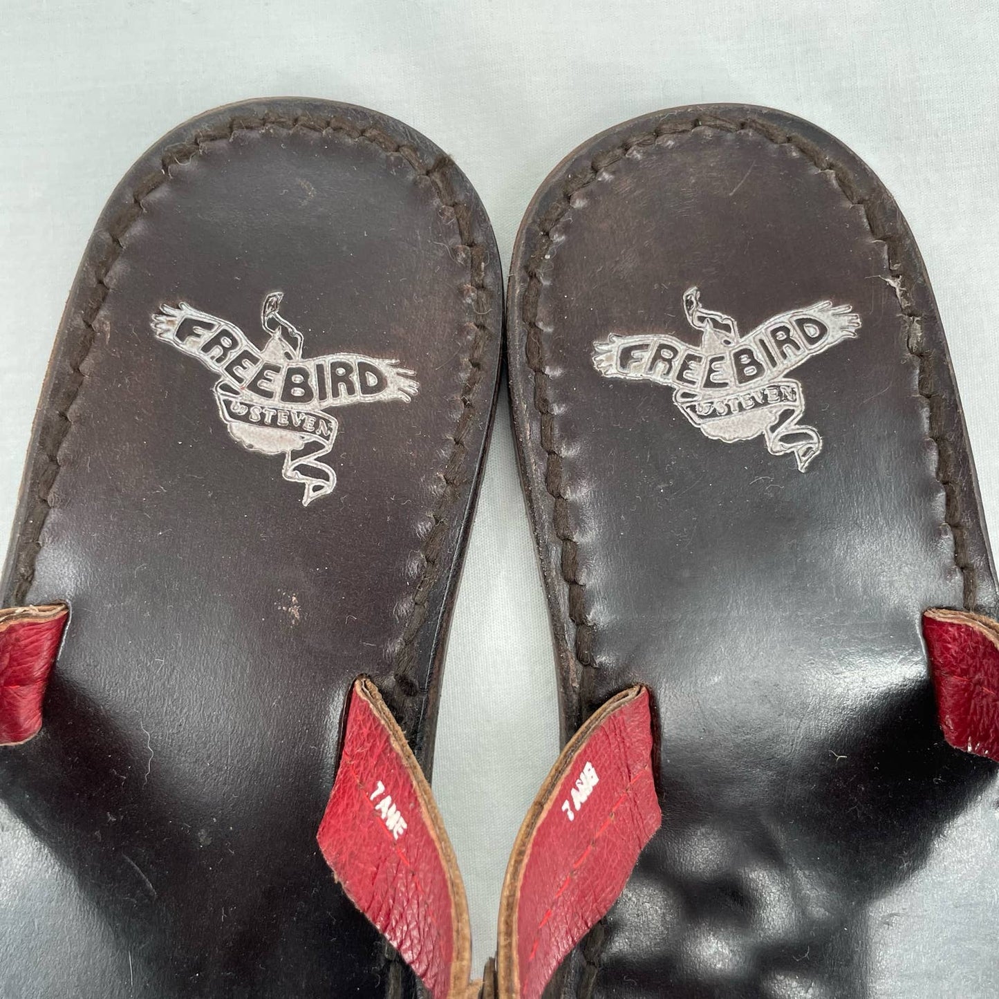 Freebird by Steven Vallarta Celestial Dark Brown Leather Thong Style Sandals Size 7