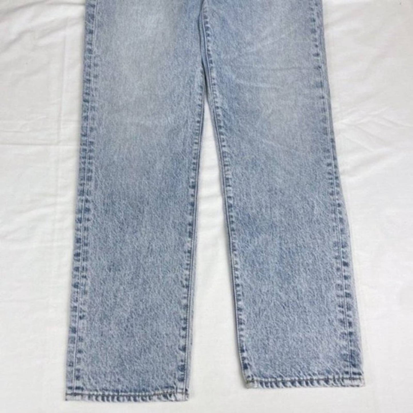 SLVRLAKE Dakota High Rise Relaxed Fit Crosby Light Acid Wash Denim Blue Jeans Size 26